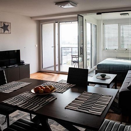 Burin Apartment Koper Bagian luar foto