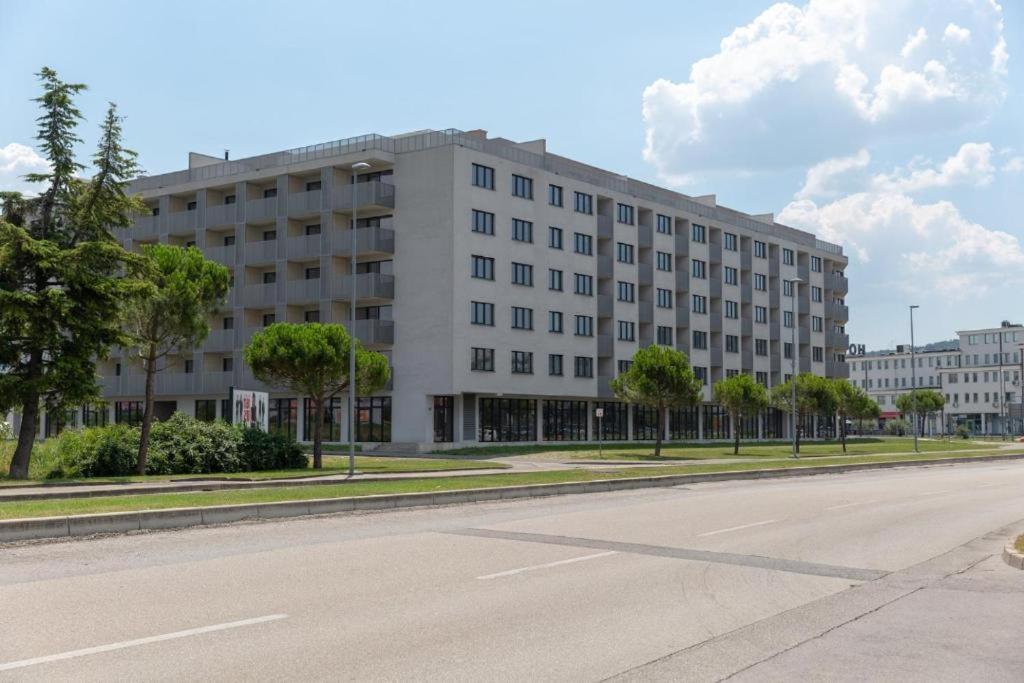Burin Apartment Koper Bagian luar foto