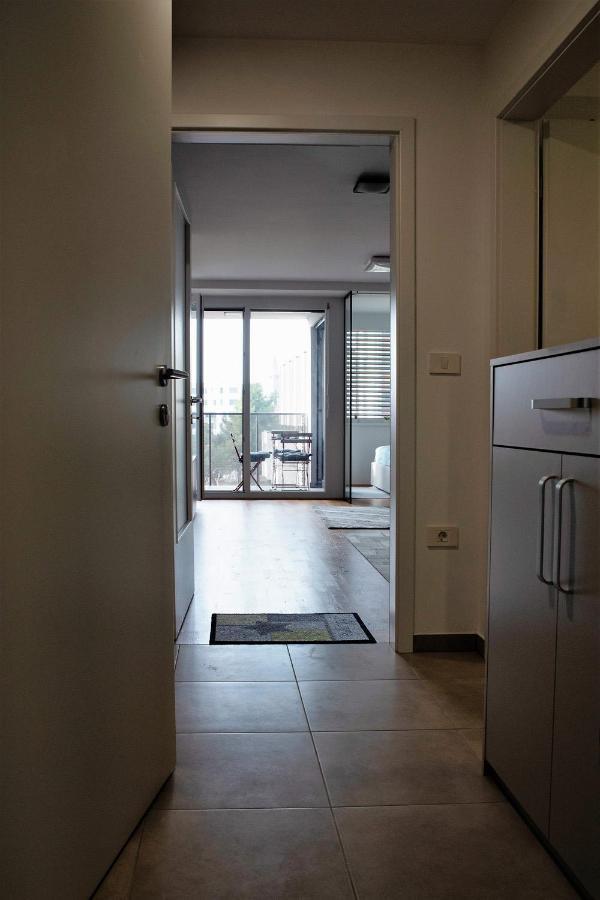 Burin Apartment Koper Bagian luar foto